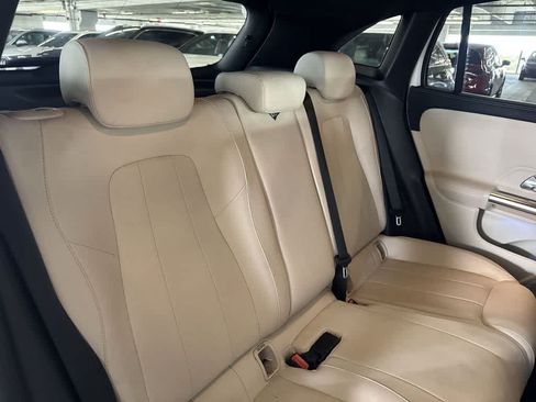 Used 2025 Mercedes-Benz GLA 250 image 25