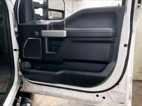 Used 2021 Ford F350 Lariat w/ Lariat Ultimate Package image 26