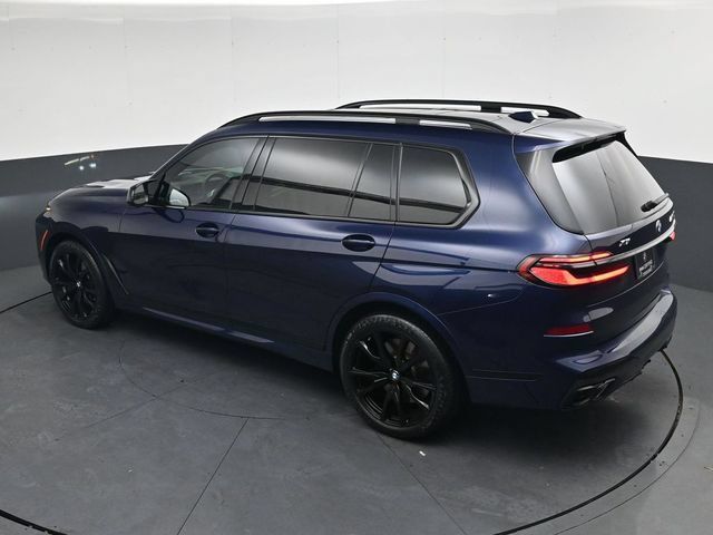 Certified 2025 BMW X7 M60i AWD/4WD image 28