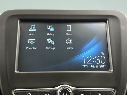 Used 2018 Chevrolet Equinox LS image 14