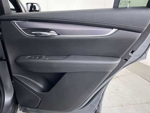 Used 2021 Cadillac XT6 Luxury AWD/4WD image 23
