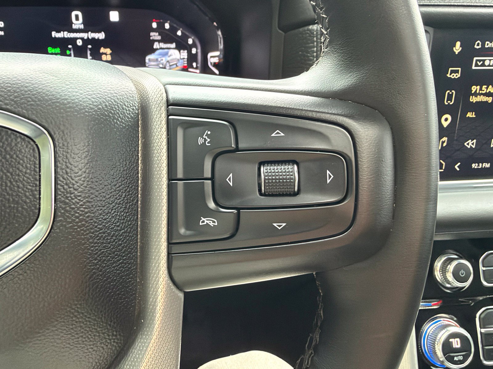 Used 2023 GMC Yukon Denali w/ Max Trailering Package AWD/4WD image 15