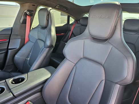 Certified 2020 Porsche Taycan Turbo S image 6