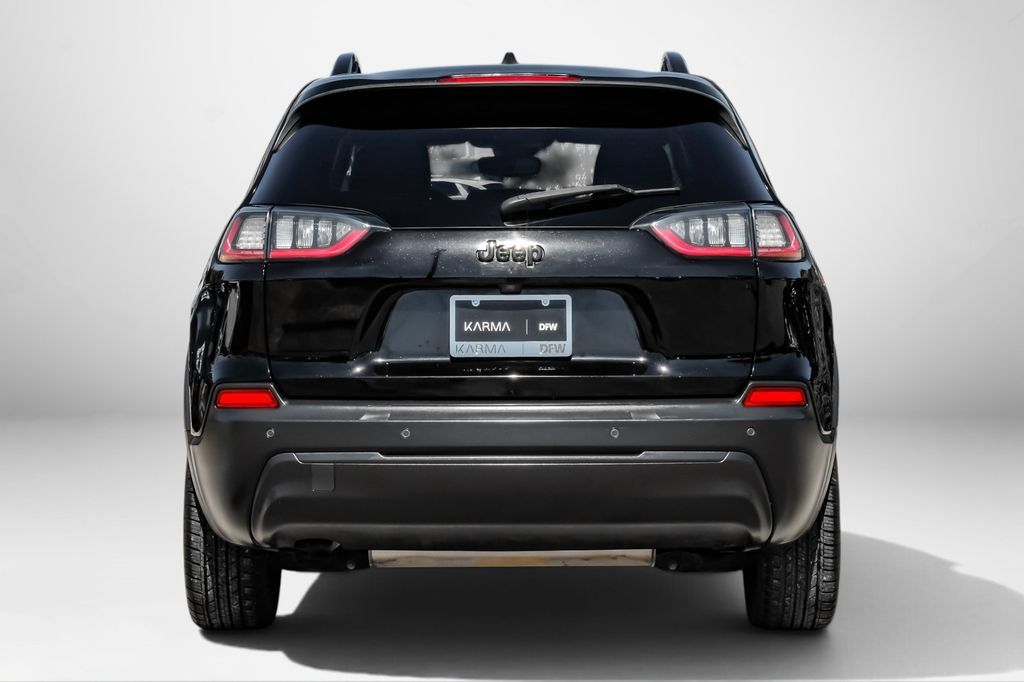 Used 2021 Jeep Cherokee Latitude Plus FWD image 7