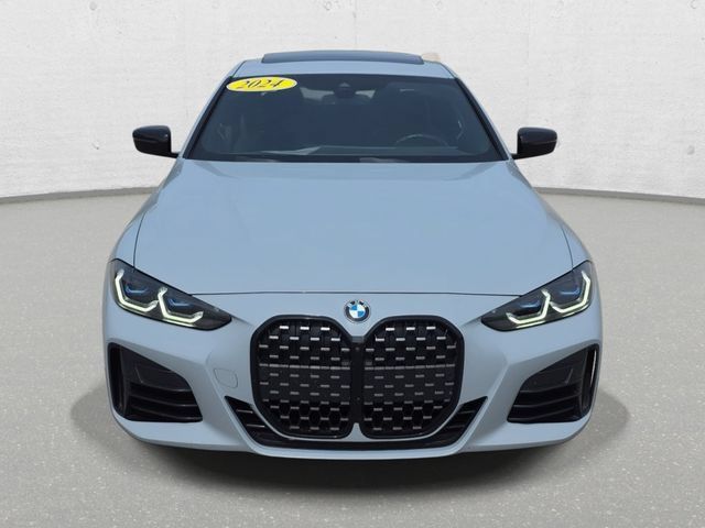 Used 2024 BMW 440i xDrive Coupe w/ Premium Package AWD/4WD image 2
