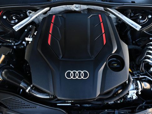 Used 2024 Audi S5 Premium Plus image 33