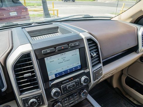 Used 2020 Ford F150 Lariat w/ Trailer Tow Package AWD/4WD image 28
