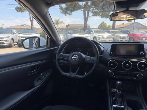 Used 2025 Nissan Sentra S FWD image 30