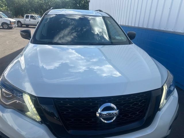 Used 2019 Nissan Pathfinder SV w/ Rock Creek Edition AWD/4WD image 3