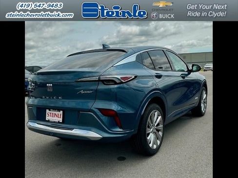 Used 2024 Buick Envista Avenir image 3