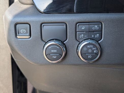 Certified 2024 GMC Sierra 1500 SLT RWD image 13