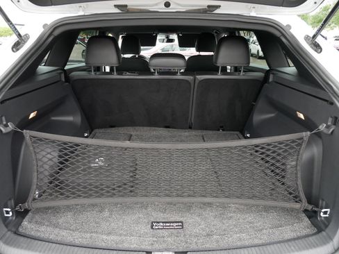 Certified 2023 Volkswagen Atlas Cross Sport SE AWD/4WD image 18