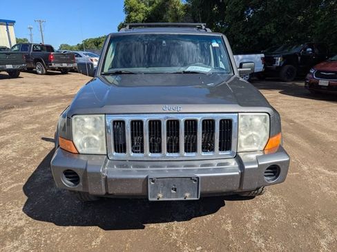 Used 2007 Jeep Commander Sport AWD/4WD image 9