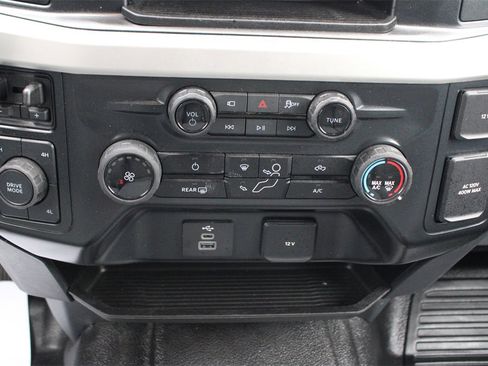 Used 2025 Ford F350 XL w/ 360-Degree Camera Package image 27