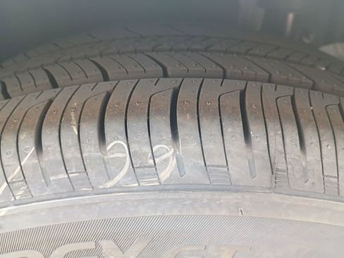 New 2026 Nissan Sentra SV w/ SV Convenience Package FWD image 28