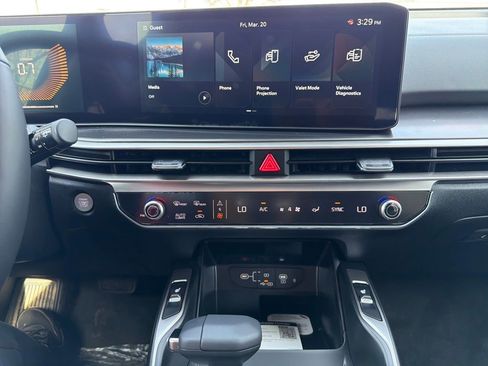 New 2026 Kia Sorento S FWD image 46
