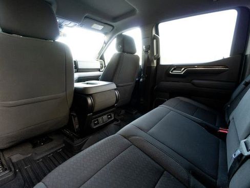 Used 2022 GMC Sierra 1500 Elevation image 33