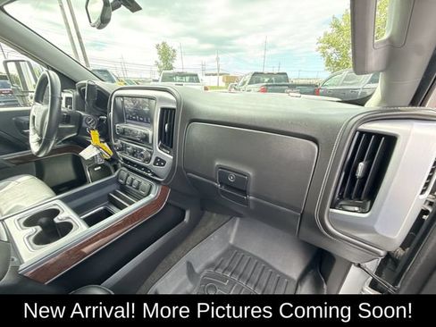 Used 2017 GMC Sierra 1500 SLT w/ SLT Premium Package AWD/4WD image 27