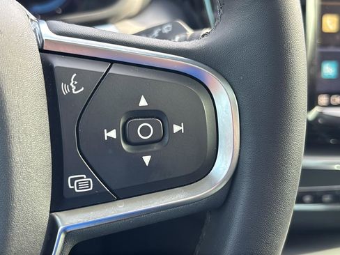 Used 2024 Volvo XC60 T8 Core image 28