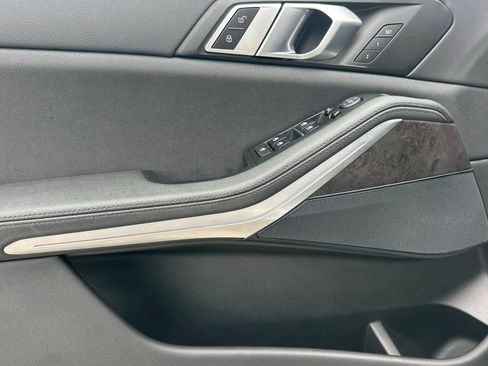 Used 2020 BMW X5 sDrive40i w/ Premium Package image 12