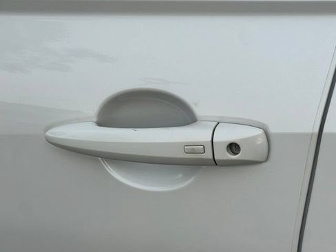 Certified 2023 Nissan Altima 2.5 SR FWD image 12