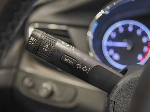 Used 2021 Buick Encore Preferred image 20