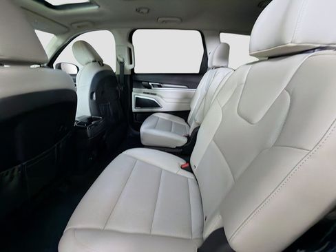Used 2021 Kia Telluride S AWD/4WD image 27
