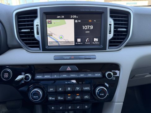 Used 2018 Kia Sportage EX w/ Option Group 040 image 23