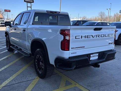 Used 2023 Chevrolet Silverado 1500 ZR2 w/ Technology Package image 7