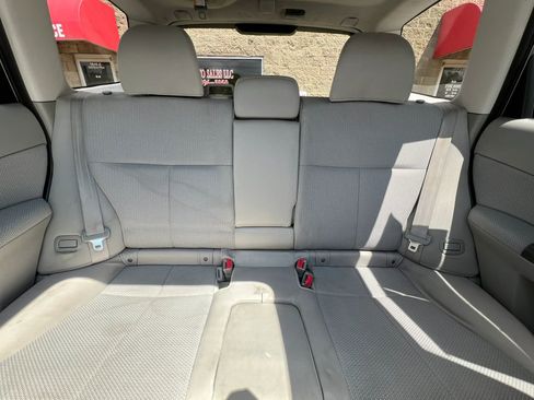 Used 2011 Subaru Forester 2.5X Premium w/ All-Weather Pkg AWD/4WD image 26