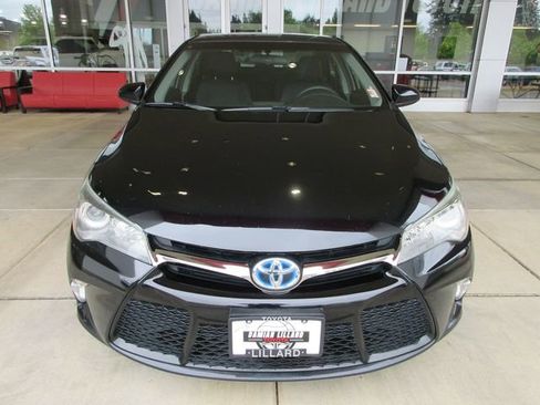 Used 2015 Toyota Camry SE FWD image 5