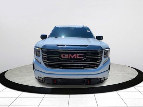 Used 2023 GMC Sierra 1500 AT4 w/ Technology Package AWD/4WD image 8