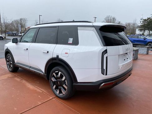 New 2027 Kia Telluride S image 3