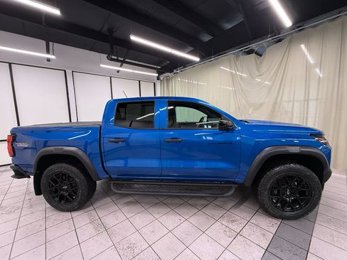 Certified 2023 Chevrolet Colorado Trail Boss w/ LPO, Dark Essentials Package AWD/4WD image 3