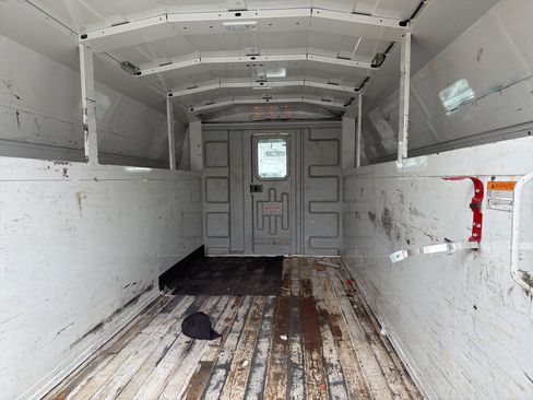 Used 2021 Ford E-350 and Econoline 350 Super Duty w/ Power Windows & Locks Group image 26