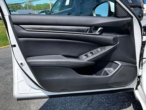 Used 2019 Honda Accord Sport image 21