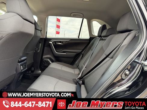Used 2025 Toyota RAV4 XLE w/ Weather Package image 29