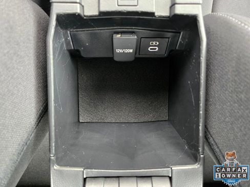 Used 2024 Toyota Corolla LE FWD image 31