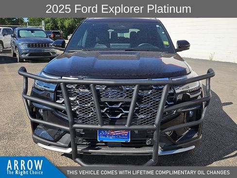 Used 2025 Ford Explorer Platinum w/ Ultimate Package AWD/4WD image 3