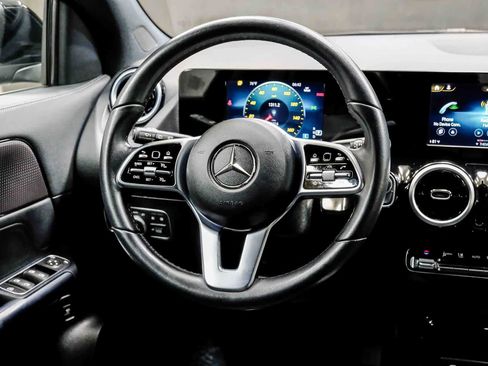 Certified 2023 Mercedes-Benz GLA 250 image 13