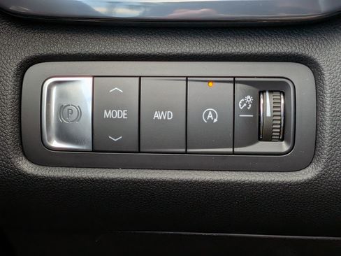 New 2026 GMC Acadia AT4 w/ Luxury Package AWD/4WD image 23