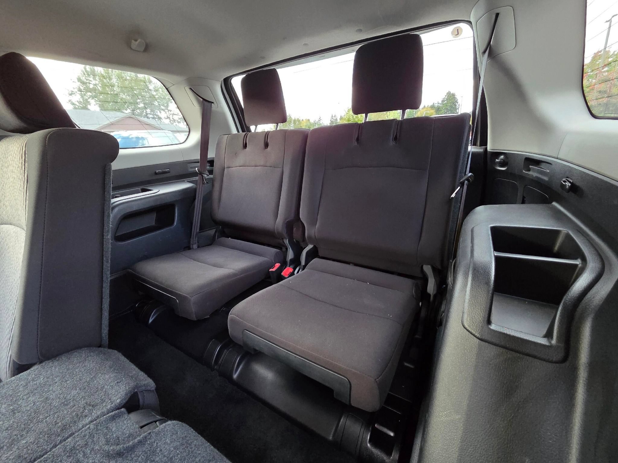 Used 2024 Toyota 4Runner SR5 AWD/4WD image 27