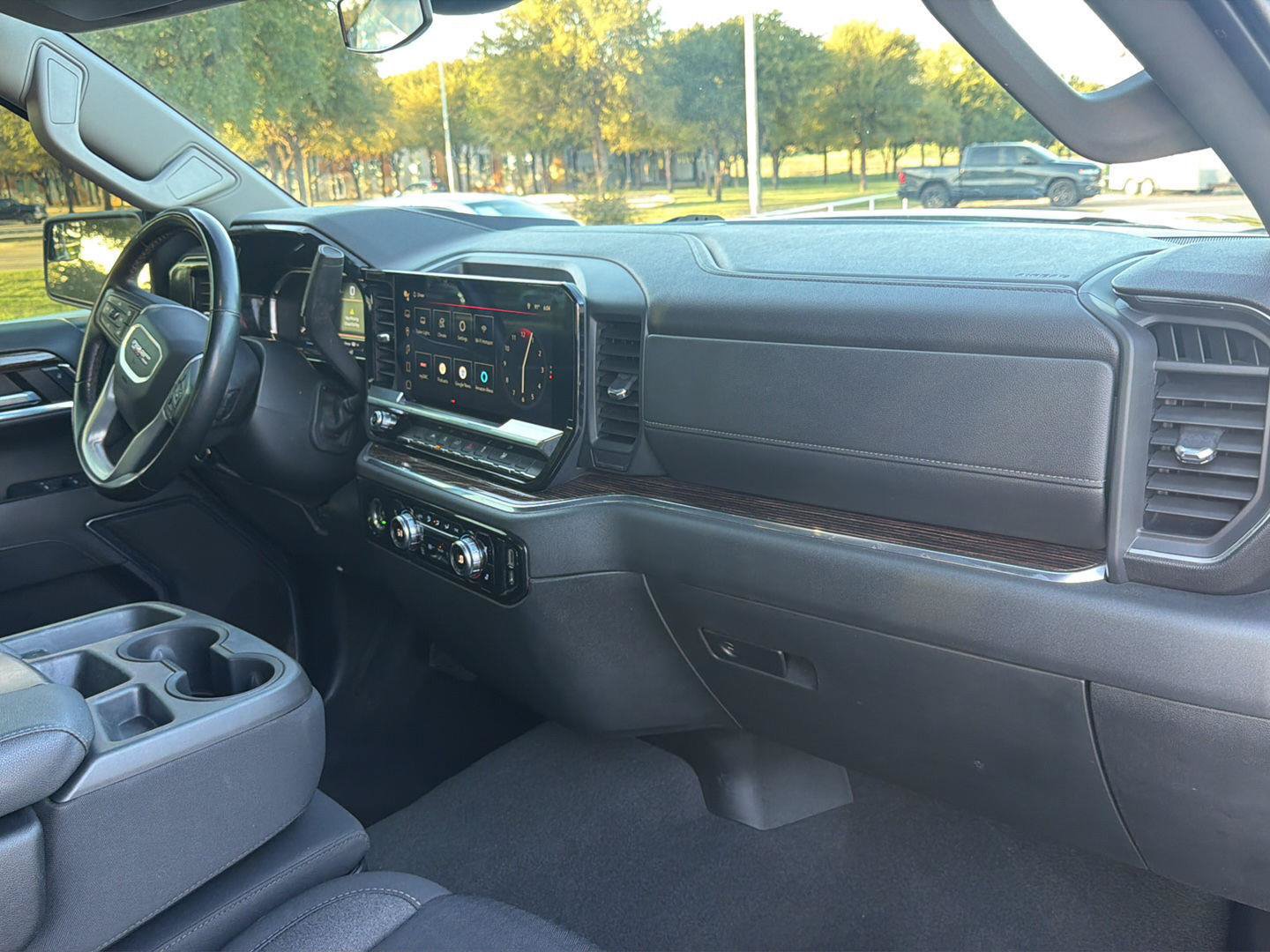 Used 2023 GMC Sierra 1500 Elevation AWD/4WD image 18