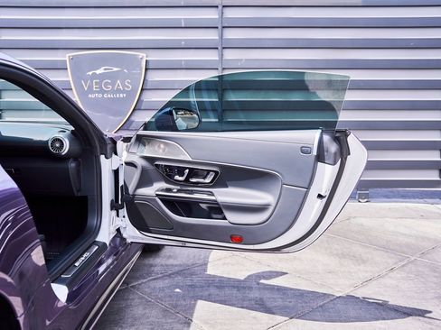 Used 2024 Mercedes-Benz AMG GT 63 image 28