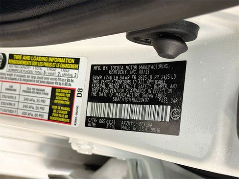 Used 2024 Lexus ES 300h w/ Accessory Package (Z2) image 33