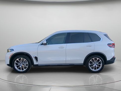 Used 2025 BMW X5 xDrive40i w/ Premium Package AWD/4WD image 17