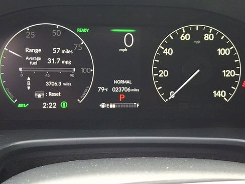 Used 2025 Honda CR-V Sport Touring image 21