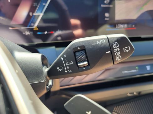 New 2025 BMW X3 xDrive30i w/ Convenience Package image 28