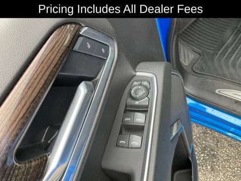 Used 2025 Chevrolet Silverado 1500 LT AWD/4WD image 8