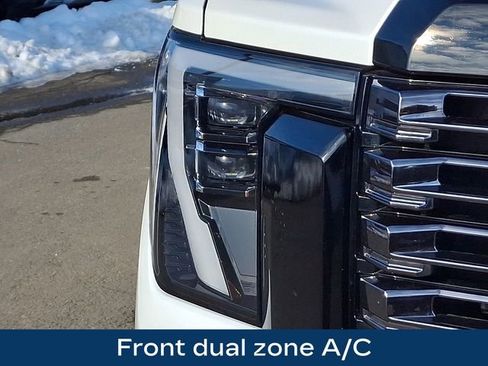 Used 2025 GMC Sierra 2500 Denali Ultimate image 13
